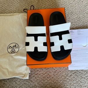 Hermes Chypre sandal, white black, size 37.5